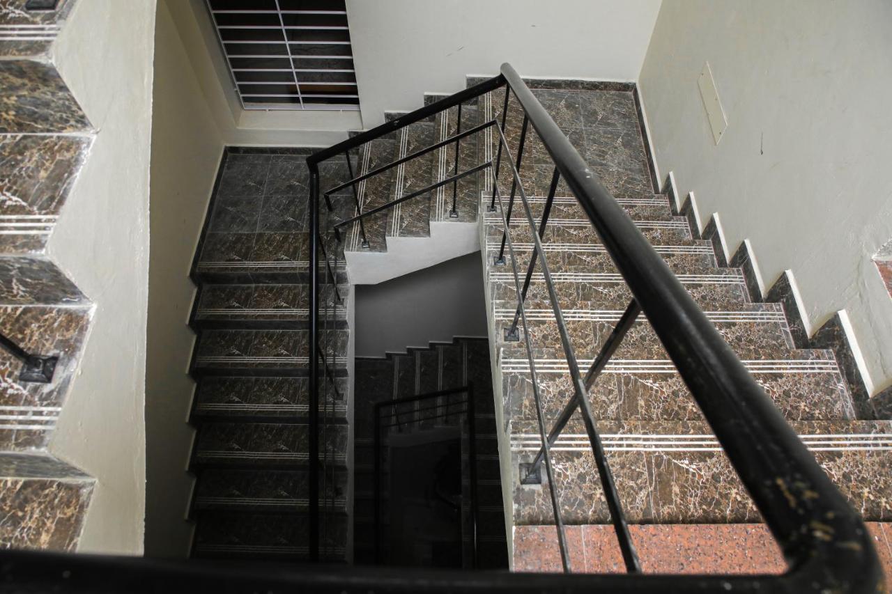 Redstone Service Apartment-Tnagar Near Usconsulate Chennai Exterior photo